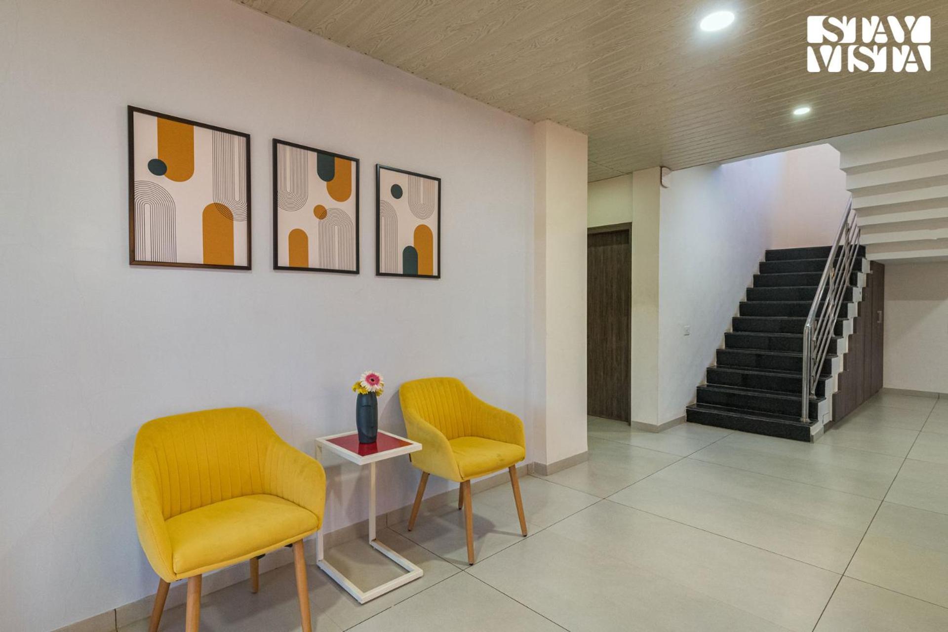 Stayvista'S Silver Grove - Serene Haven With Expansive Lawn & Terrace Nashik Eksteriør billede